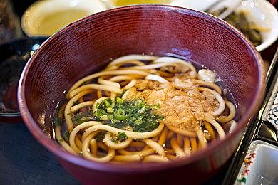 《三国志·战略版》六周年庆重磅开启！豪掷亿元现金